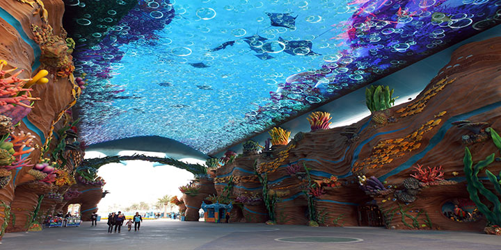 Marine exhibit and viewing area at Zhuhai Chimelong Ocean Kingdom Marine exhibit and viewing area at Zhuhai Chimelong Ocean Kingdom