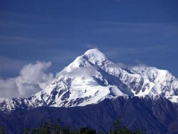 Tomur Peak glacier landscape in the Tianshan Mountains of Xinjiang Tomur Peak glacier landscape in the Tianshan Mountains of Xinjiang