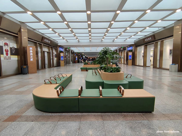 Beijing railway station waiting hall