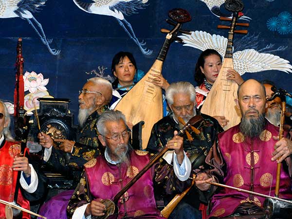 Naxi traditional music performance in Lijiang Naxi traditional music performance in Lijiang