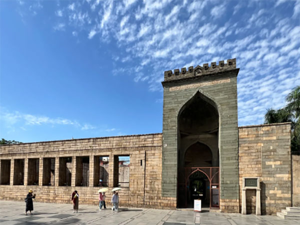 Qingjing mosque 3