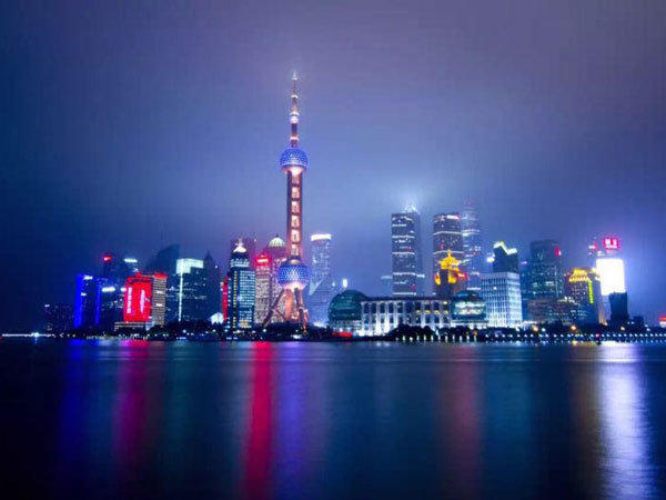 Historic Bund buildings beside the Huangpu River in Shanghai