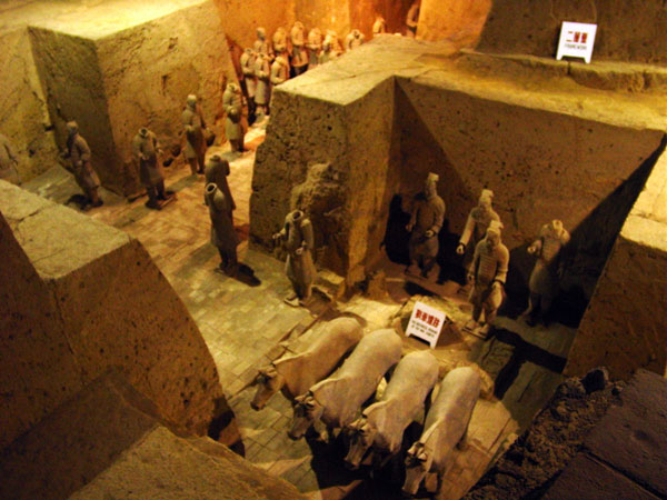 Qin terracotta warriors pit 2 01