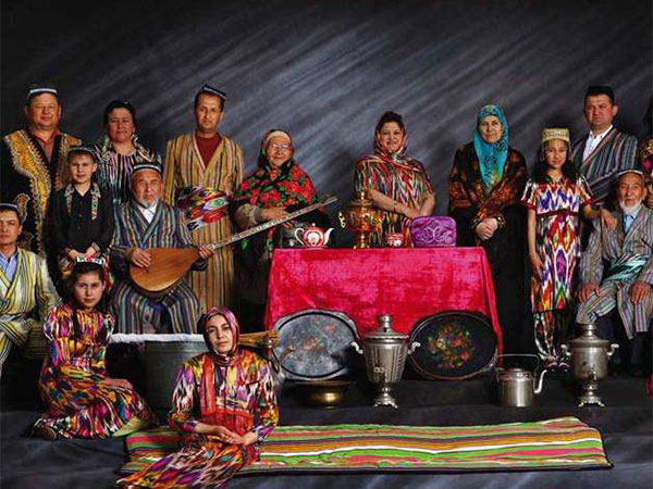 Uzbek musicians at a community cultural event in China Uzbek musicians at a community cultural event in China