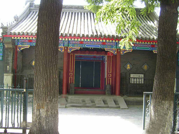 Dongsi Mosque courtyard and prayer hall in central Beijing Dongsi Mosque courtyard and prayer hall in central Beijing