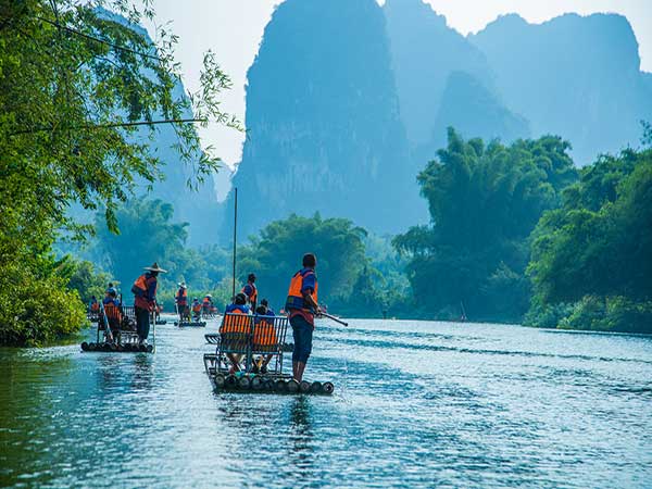 Li River karst landscape illustrating the Guilin and Yangshuo stop