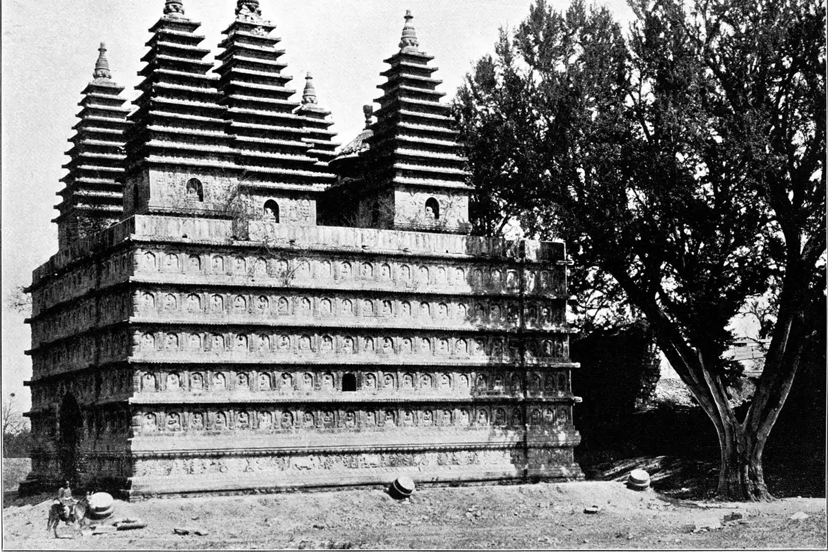 Five Pagodas Temple