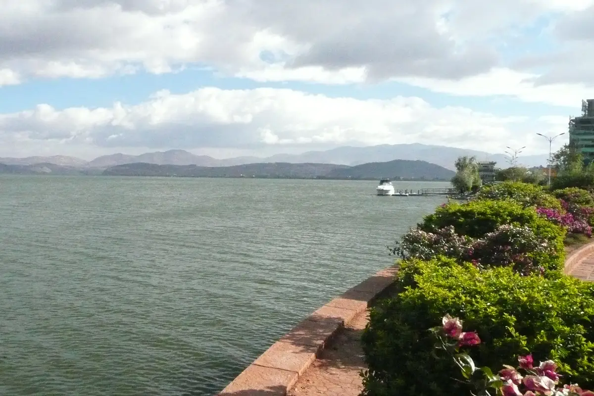 Erhai Lake