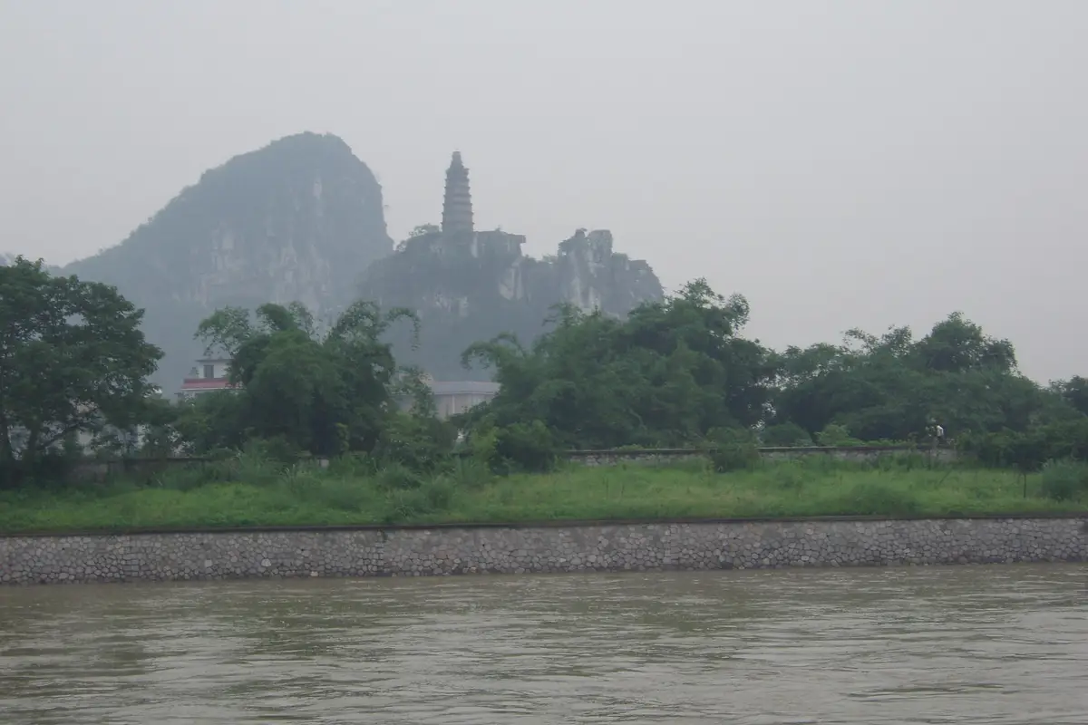 13 Days from Li River to the Yangtze Tour