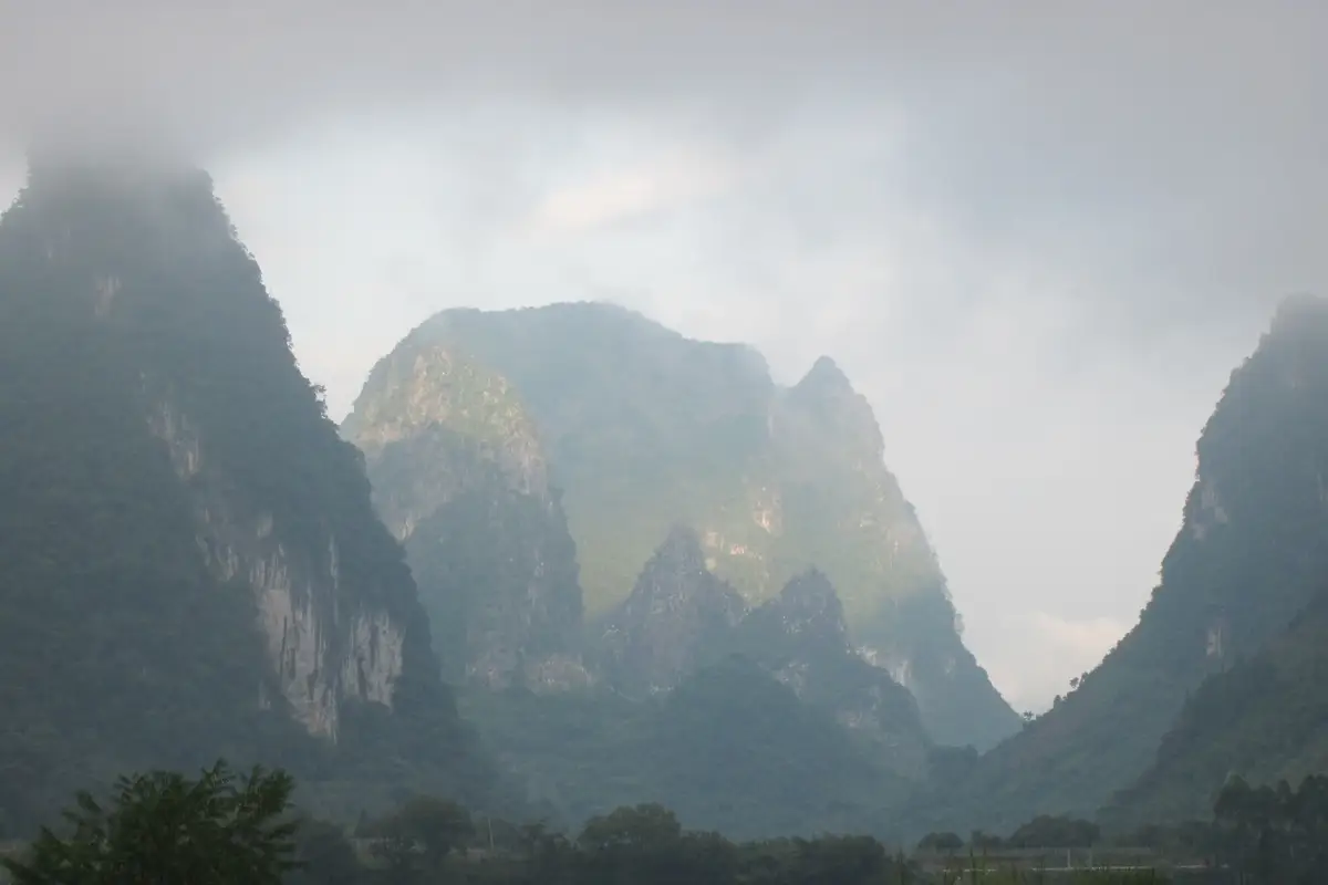 14 Days Beijing-Xi'an-Guilin-Yangtze-Shanghai Group Tour