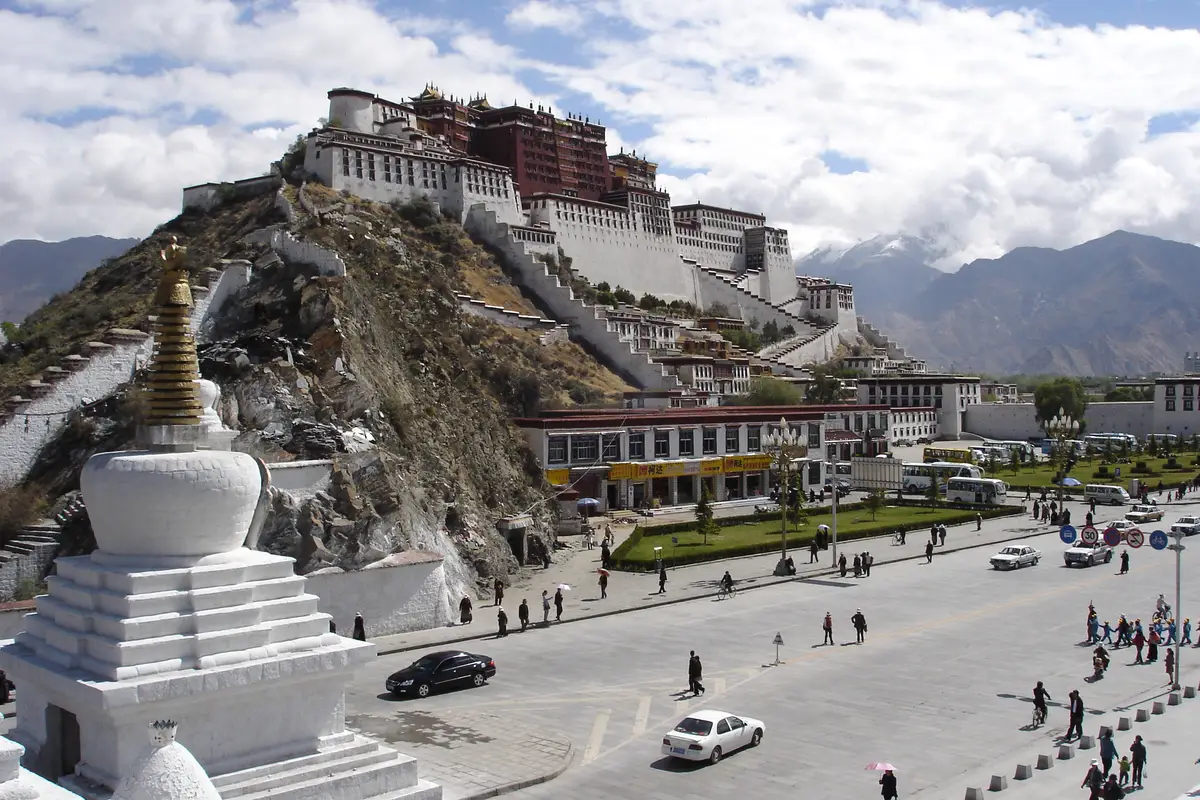 15 Days Tibet Adventure Tour to Mt. Everest and Mt. Kailash