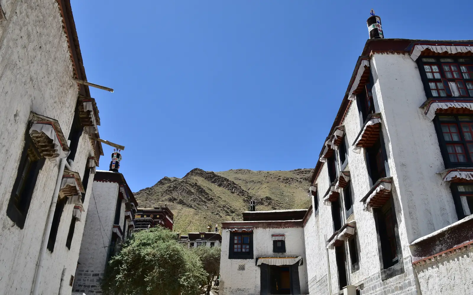 Tashilhunpo monastery Tashilhunpo monastery