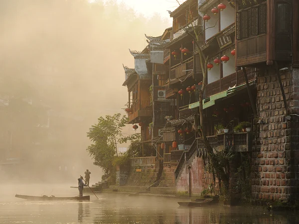 Riverside diaojiaolou stilt houses in Fenghuang Ancient City, Hunan Riverside diaojiaolou stilt houses in Fenghuang Ancient City, Hunan