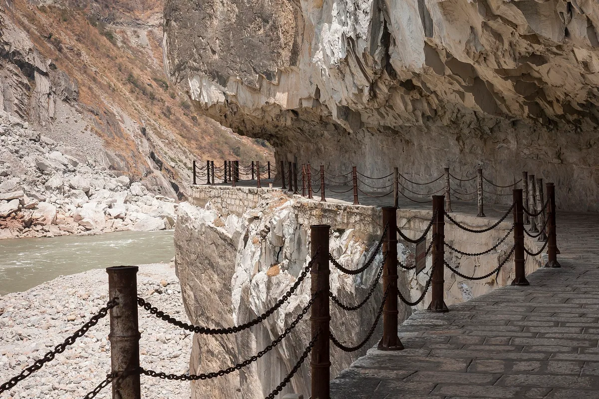 10 Days Best Yunnan Tour — Tiger Leaping Gorge