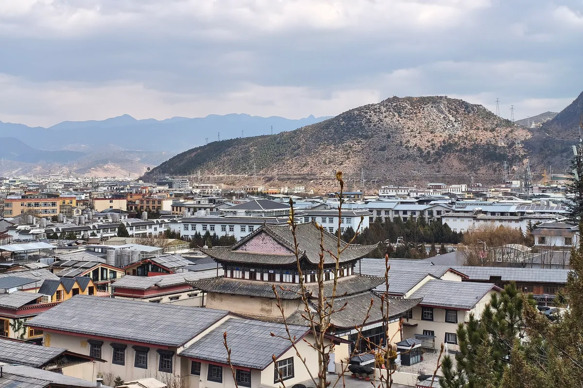 14 Days Southwest China Tour — Dukezong Ancient Town