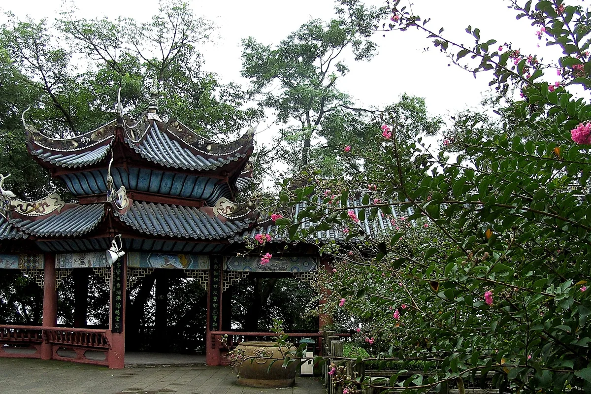 23 Days Enjoy the Scenic Yunnan and Mighty Yangtze — Fengdu Ghost City