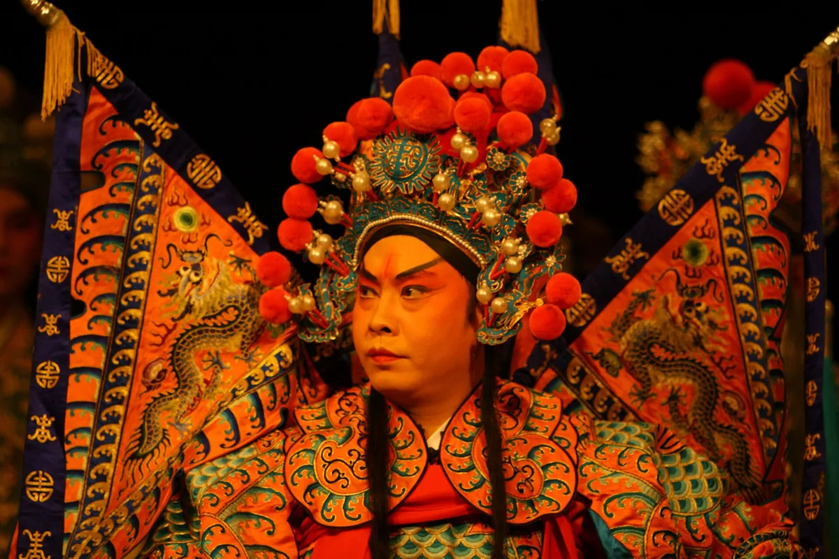 11 Days China Family Panda Tour — Sichuan Opera