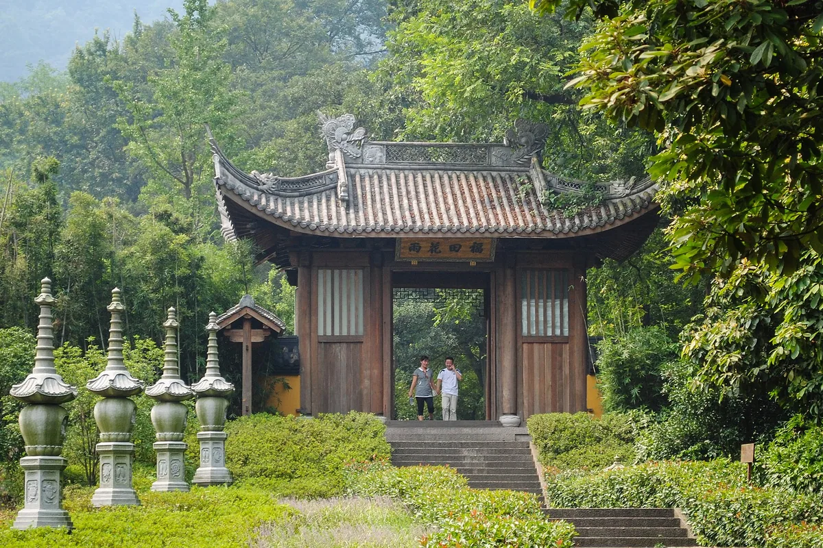 8 Days China Yangtze River Delta In-depth Discovery — Lingyin Temple