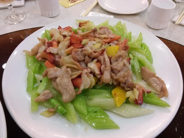 A Chinese banquet dish prepared with meat and vegetables A Chinese banquet dish prepared with meat and vegetables