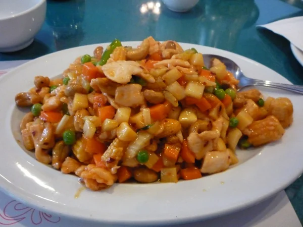 Sichuan-style kung pao chicken with peanuts and dried chilies Sichuan-style kung pao chicken with peanuts and dried chilies