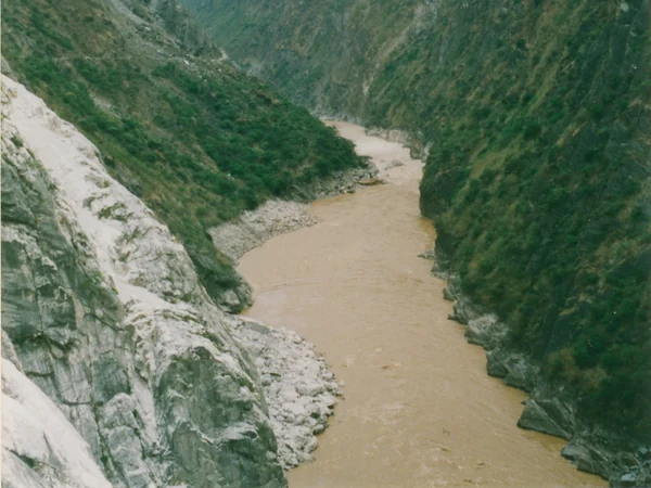 Deep river canyon at Tiger Leaping Gorge