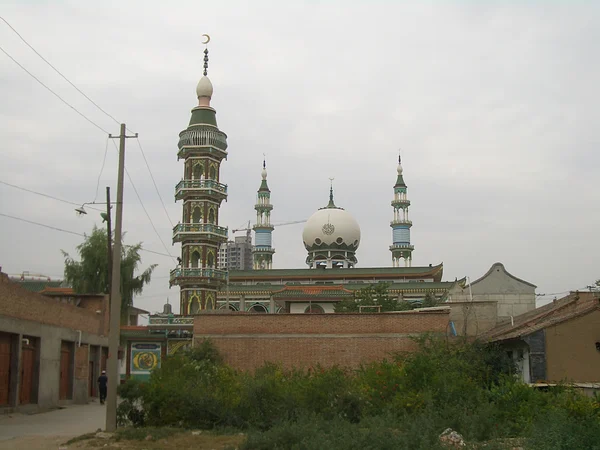 Hanjia Mosque courtyard and prayer hall in Linxia, Gansu Hanjia Mosque courtyard and prayer hall in Linxia, Gansu