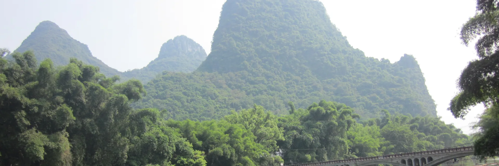 Southern China Tours Li River landscape in Southern China — Southern China Tours