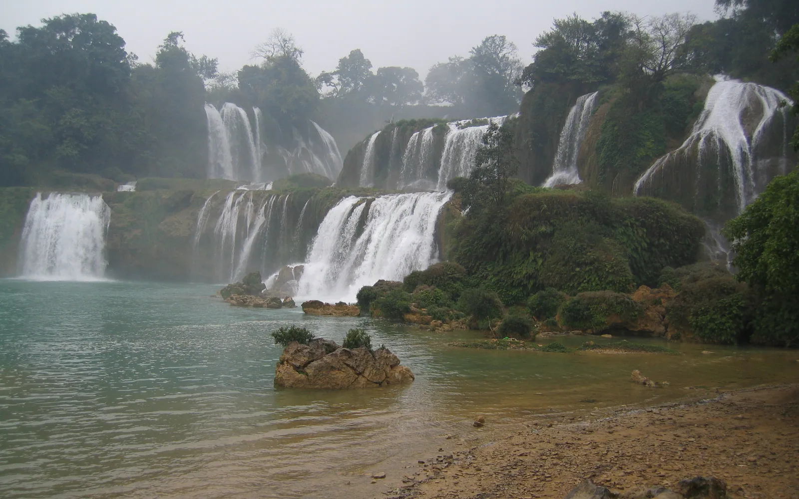 Detian Waterfall near Daxin — Day 2 of 7 Days Nanning to Beihai Natural Discovery Tour