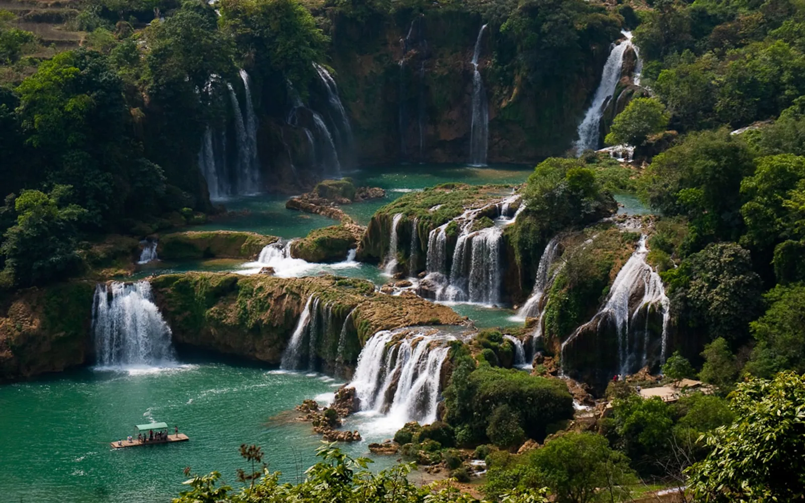 Tongling Grand Canyon waterfall — Day 3 of 7 Days Nanning to Beihai Natural Discovery Tour