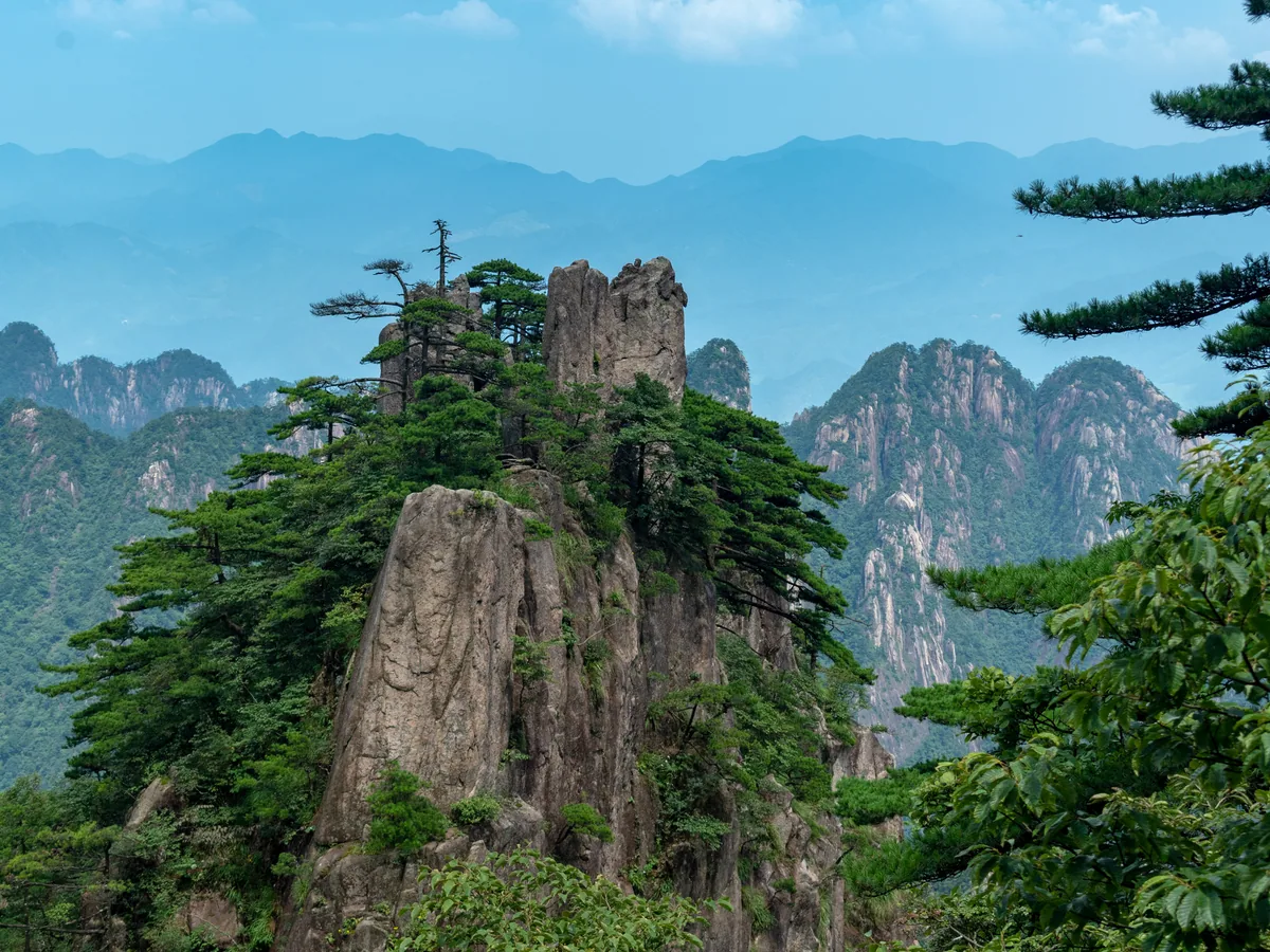 Mount Huangshan trail — China Tours