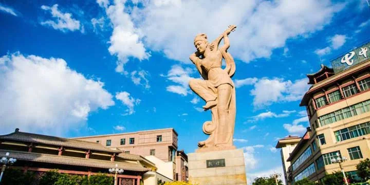 Dunhuang and the Gobi Desert travel experience