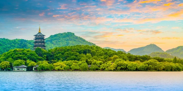 Hangzhou and West Lake travel experience