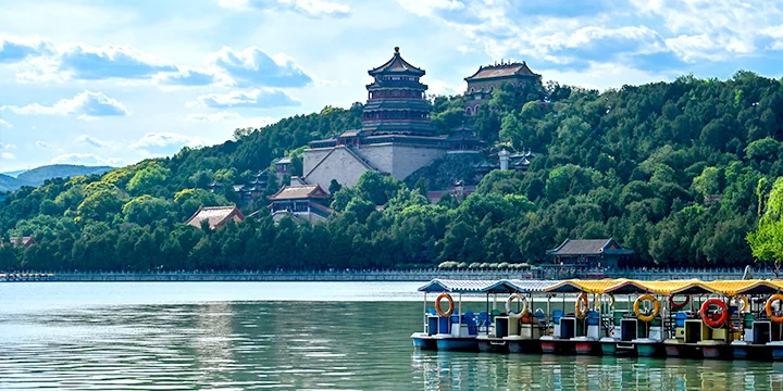 Summer Palace in Beijing travel experience