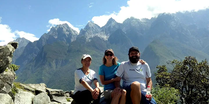 Tiger Leaping Gorge travel experience