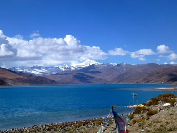 Yamdrok Lake and mountain ridges in Tibet Yamdrok Lake and mountain ridges in Tibet