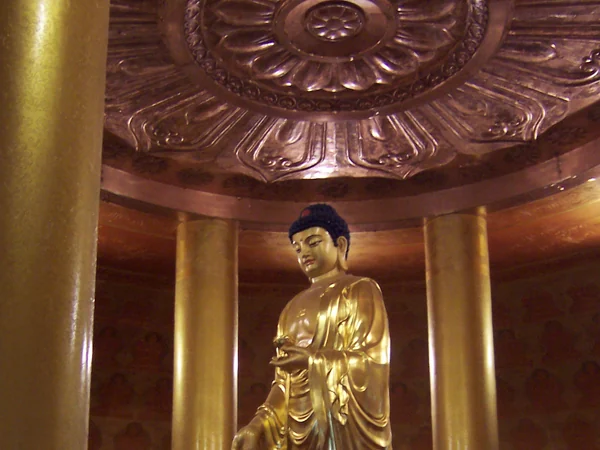 The golden Samantabhadra monument on Mount Emei The golden Samantabhadra monument on Mount Emei