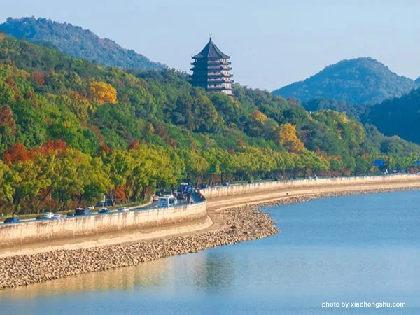 3 Days Hangzhou City Essence Tour - Liuhe Pagoda