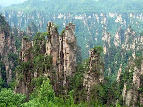 4 Days Zhangjiajie Classic Group Tour - Tianzi Mountain