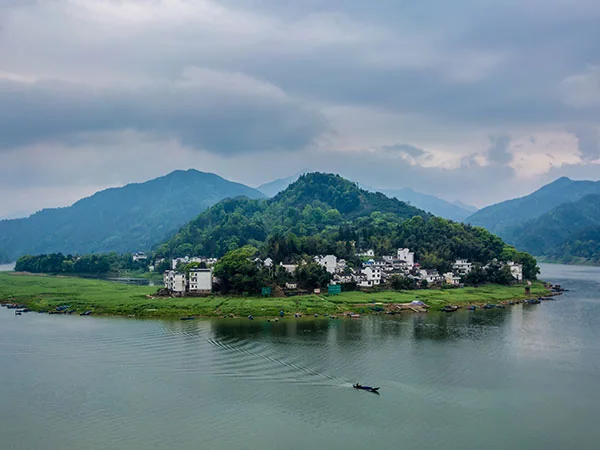 5 Days Huangshan & Xin’an River Trekking Tour - Xin'an River Countryside