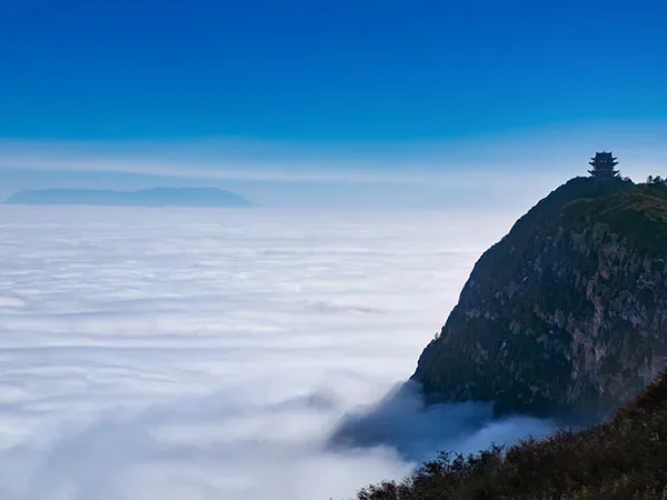 6 Days Sichuan Tour to Leshan & Mt. Emei - Mount Emei