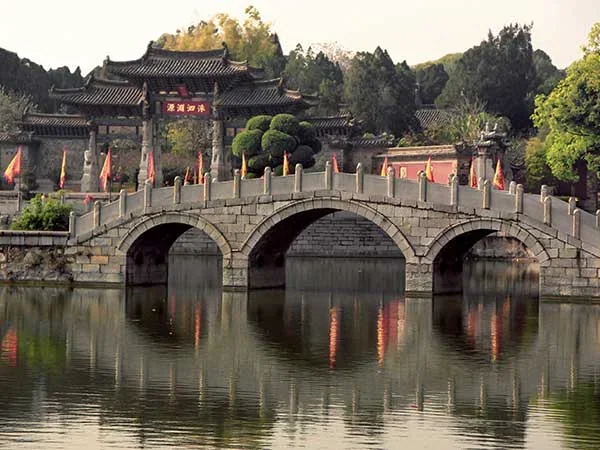 8 Days Best Gateway-city Trip in China - Jianshui Confucius Temple