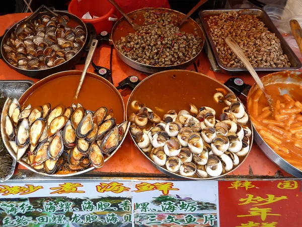 Everyday activity in a Chinese local market