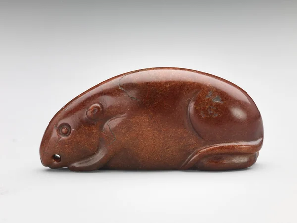 An eighteenth-century Chinese mouse ornament in serpentine stone An eighteenth-century Chinese mouse ornament in serpentine stone