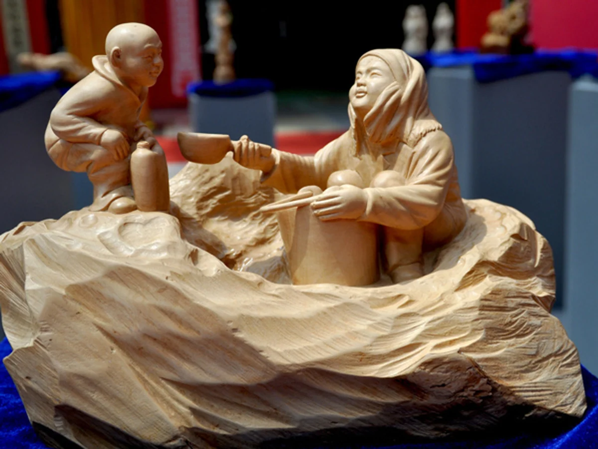 wood carving wood carving