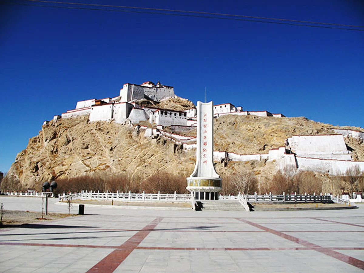 Gyantse Dzong Gyantse Dzong