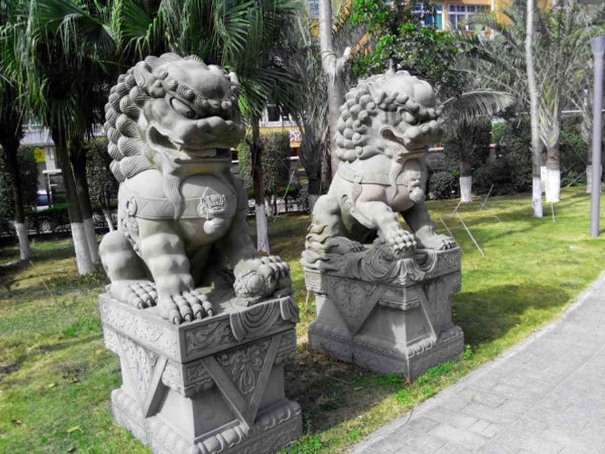 stone lion stone lion
