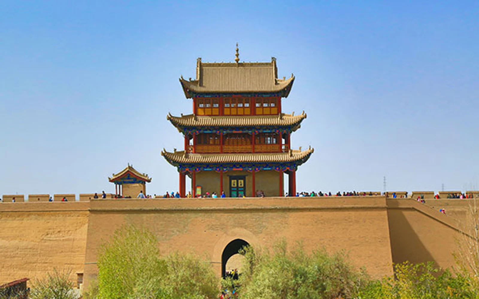 Ancient Silk Road Tour to Jiayuguan by train
