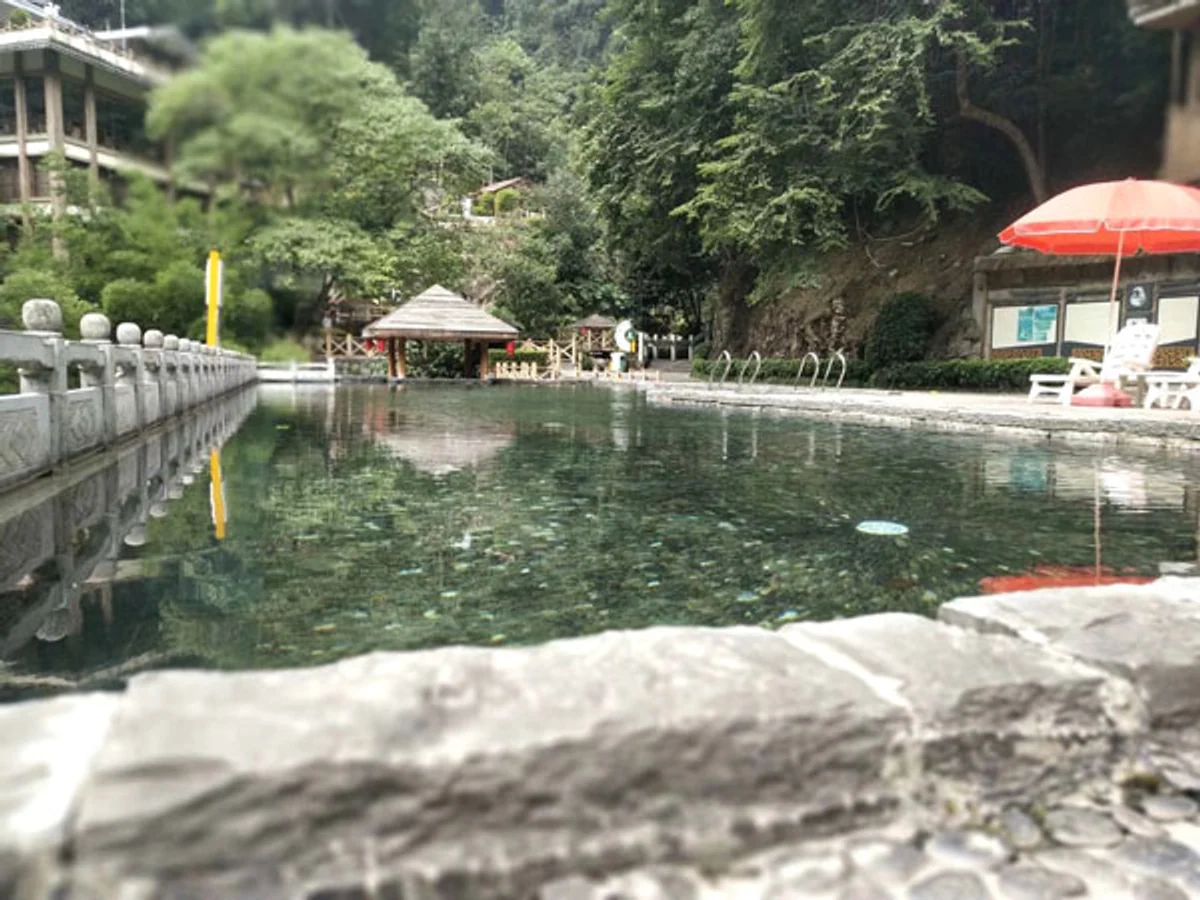 Longsheng Hot Spring Center