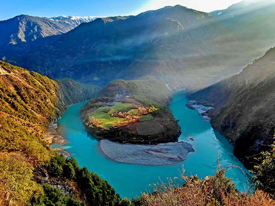 Mountain and river landscape on a western Yunnan journey