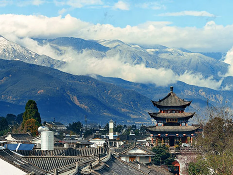 Dali Ancient City below Cangshan Mountain in Yunnan